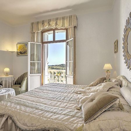 Le Chateau De Mei Lese La Croix-Valmer Habitación foto